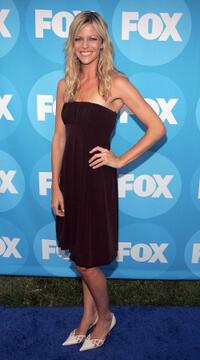 Kaitlin Olson Pictures and Photos | Fandango